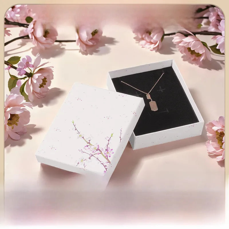 Mom ♥ Necklace- Includes a beautiful gift box with flowers and wrapped.